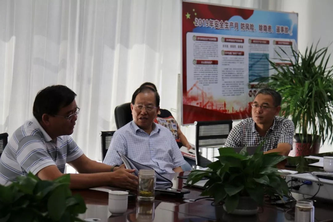 国家化工行业生产力增进中心钛白粉中心主任毕胜前往球盟会资源指导事情_球盟会（官网）
